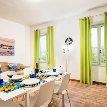 Gocce - Joes Flat 1 Modern Apartment Sorrento