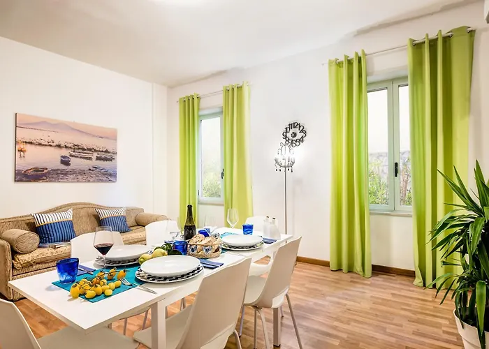 Gocce - Joes Flat 1 Modern Apartment Sorrent