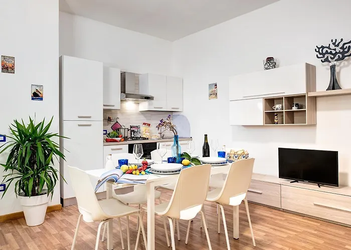 Gocce - Joes Flat 1 Modern